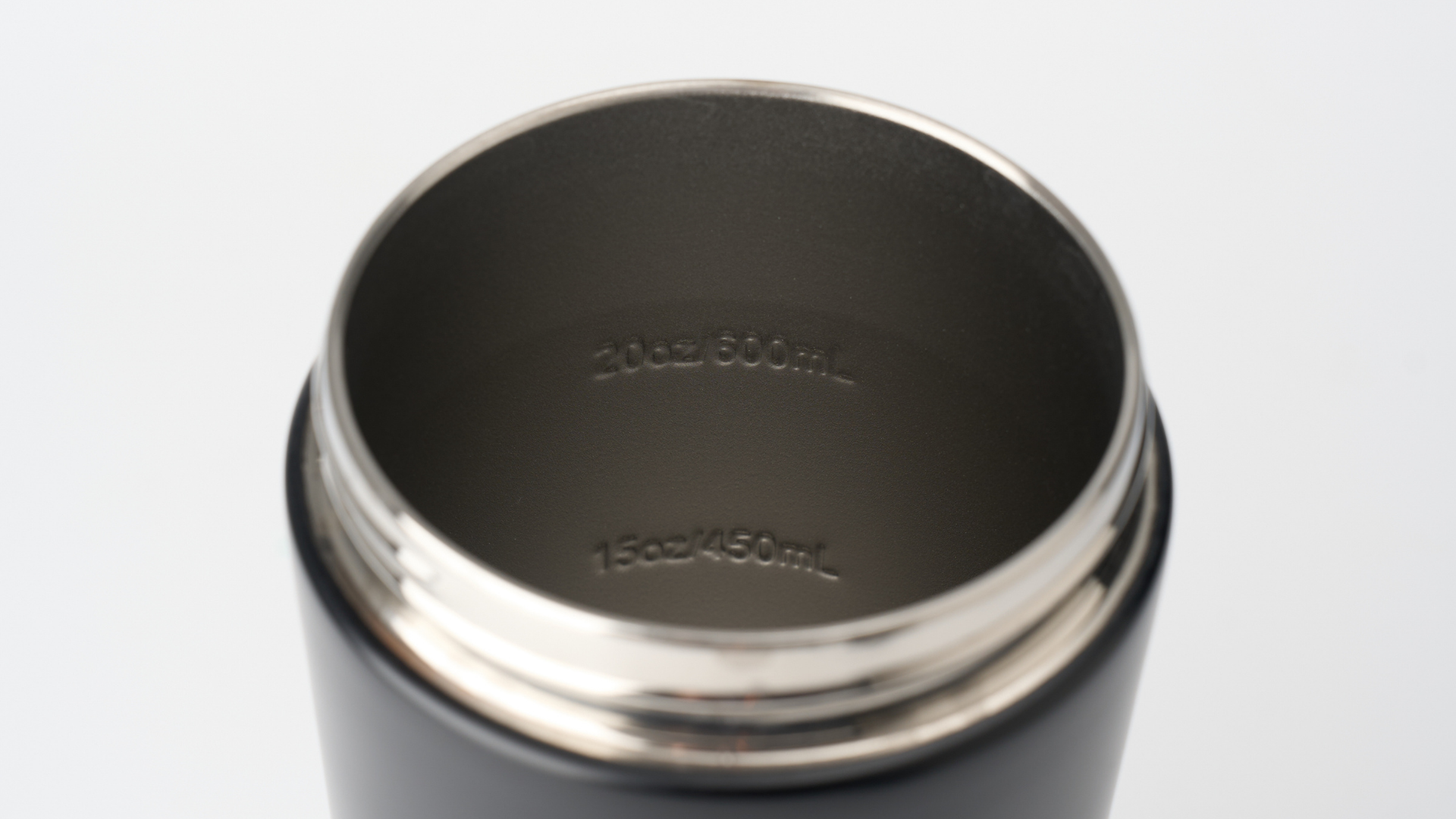 Do Stainless Steel Bottles Keep Water Safer?